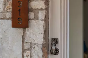 2319 Santa Maria St, Austin, TX 78702 - Photo 9