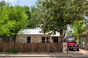 2319 Santa Maria St, Austin, TX 78702 - Photo 1