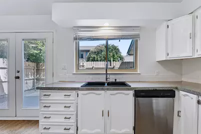 911 W Village Lane, Austin, TX 78758 - Photo 19