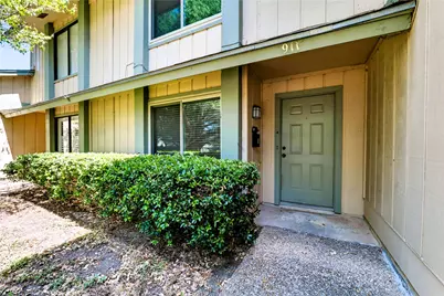 911 W Village Lane, Austin, TX 78758 - Photo 5