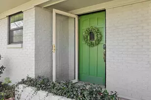 110 Jones St, Bastrop, TX 78602 - Photo 5