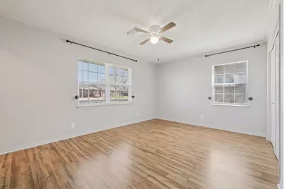 110 Jones Street, Bastrop, TX 78602 - Photo 19