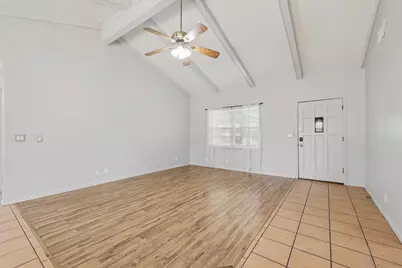 110 Jones Street, Bastrop, TX 78602 - Photo 7