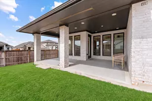 305 Reef Band Dr, Kyle, TX 78640 - Photo 11