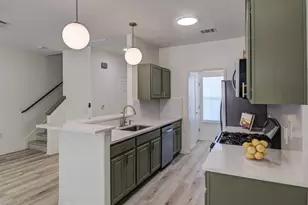 5230 Ledesma Rd, Austin, TX 78721 - Photo 3