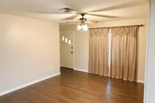 806 Brockman St, Sweeny, TX 77480 - Photo 5