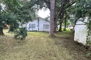 806 Brockman St, Sweeny, TX 77480 - Photo 19