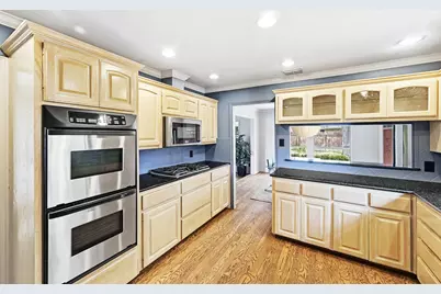 10923 Preston Trails Drive, Austin, TX 78747 - Photo 13