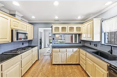 10923 Preston Trails Drive, Austin, TX 78747 - Photo 11