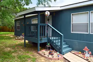 218 Texas Oak Dr, Cedar Creek, TX 78612 - Photo 29