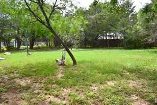 218 Texas Oak Dr, Cedar Creek, TX 78612 - Photo 33
