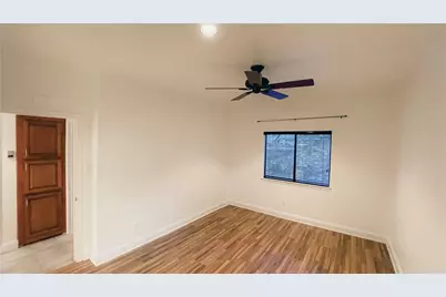 8200 Neely Drive #155, Austin, TX 78759 - Photo 9