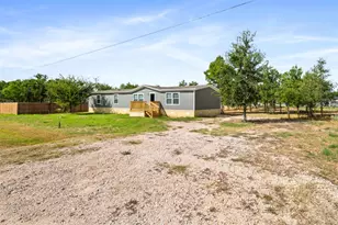 265 Hershal Ln, Cedar Creek, TX 78612 - Photo 19