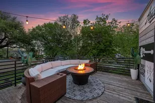 2311 E 8th St, Austin, TX 78702 - Photo 27