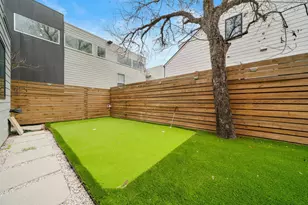 2311 E 8th St, Austin, TX 78702 - Photo 37