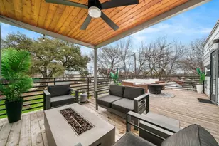 2311 E 8th St, Austin, TX 78702 - Photo 31