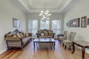 105 Arbors Cir, Elgin, TX 78621 - Photo 9