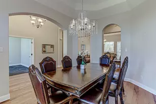 105 Arbors Cir, Elgin, TX 78621 - Photo 7