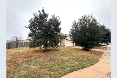 1000 Drake Cove, Leander, TX 78641 - Photo 3