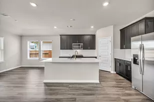 102 Greenspire Ln, Hutto, TX 78634 - Photo 19