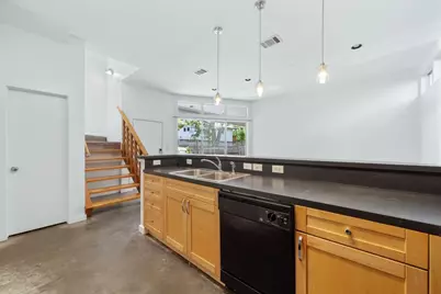 707 E 47th Street #B, Austin, TX 78751 - Photo 5