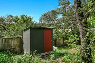 2607 Barton Hills Dr, Austin, TX 78704 - Photo 17