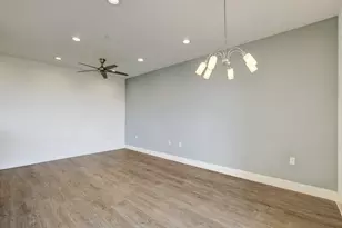 604 N Bluff Dr, Austin, TX 78745 - Photo 17