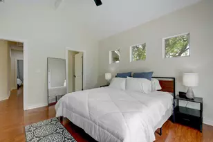 2206 E 14th St, Austin, TX 78702 - Photo 21