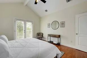 2206 E 14th St, Austin, TX 78702 - Photo 19