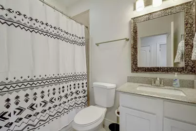 2206 E 14th Street #2, Austin, TX 78702 - Photo 27