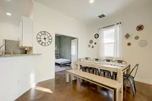 2206 E 14th St, Austin, TX 78702 - Photo 11