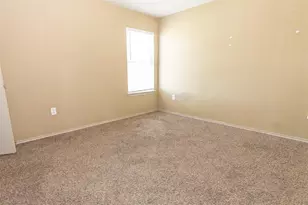 11800 Savanna Canyon Ct, Del Valle, TX 78617 - Photo 15