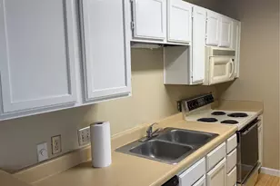 3115 Helms St, Austin, TX 78705 - Photo 3
