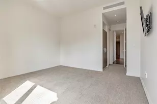 210 Lavaca St, Austin, TX 78701 - Photo 37