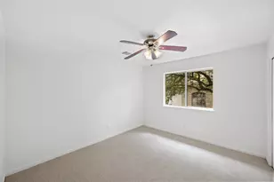 5212 Crystal Water Dr, Austin, TX 78735 - Photo 23