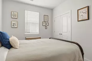 514 Clearlake Dr, Hutto, TX 78634 - Photo 11