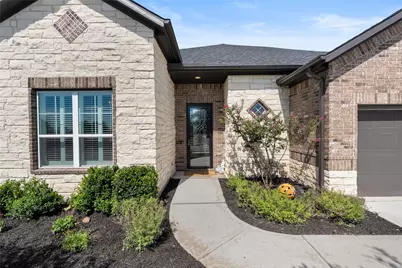 604 Academy Oaks Drive, San Marcos, TX 78666 - Photo 7