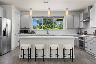 11106 Golf Cv, Austin, TX 78747 - Photo 9
