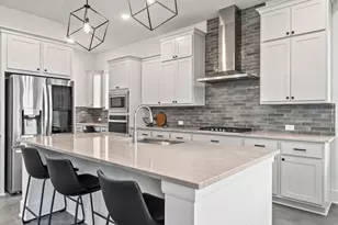 124 Low River Ln, Georgetown, TX 78628 - Photo 9