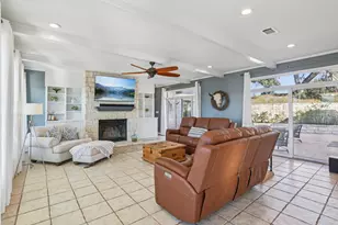 5101 Country Club Dr, Lago Vista, TX 78645 - Photo 5