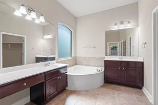 10521 Roy Butler Dr, Austin, TX 78717 - Photo 19