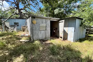 510 Beaver St, Tow, TX 78672 - Photo 11