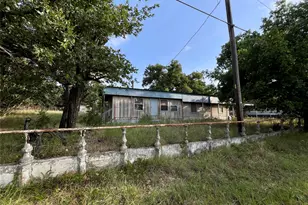510 Beaver St, Tow, TX 78672 - Photo 3