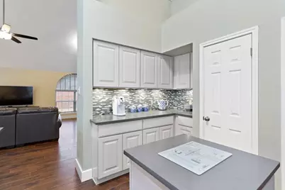 8203 Miller Falls Drive, Round Rock, TX 78681 - Photo 15