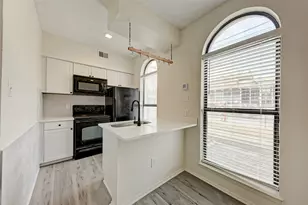 2714 Nueces St, Austin, TX 78705 - Photo 13