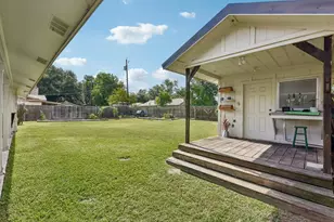 2301 Lillie Ln, Taylor, TX 76574 - Photo 17