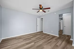 202 Northcrest Cir, Austin, TX 78752 - Photo 11