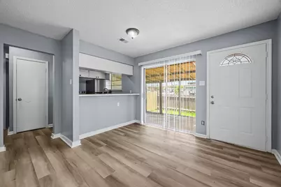 202 Northcrest Circle #D, Austin, TX 78752 - Photo 9