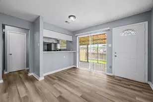 202 Northcrest Cir, Austin, TX 78752 - Photo 9