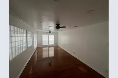 2415 W 10th Street, Austin, TX 78703 - Photo 3